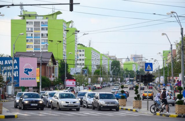 Studiu: Jumatate dintre romani prefera sa calatoreasca in localitate cu masina, doar 5% aleg sa mearga pe bicicleta