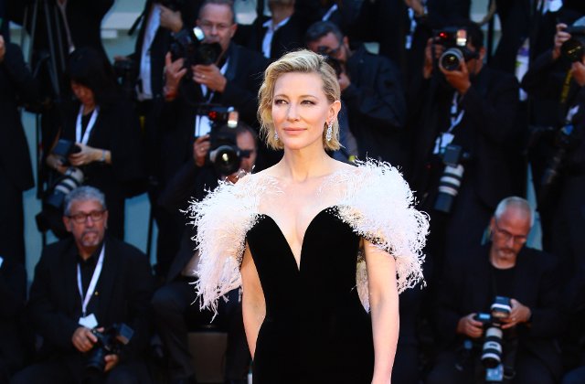 Eleganta si stil la nivel inalt: 15+ tinute purtate de Cate Blanchett care pun in evidenta feminitatea
