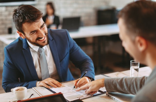 Esti in cautarea unui nou loc de munca? Sfaturi utile ca sa-ti cresti sansele la angajare