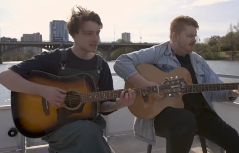 Membrii trupei britanice Her&#39;s si managerul lor au murit intr-un accident