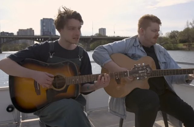 Membrii trupei britanice Her&#39;s si managerul lor au murit intr-un accident