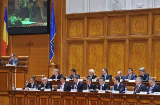 Voinescu: Parlamentarii PDL vor fi prezenti la motiunea de cenzura, dar nu vor vota