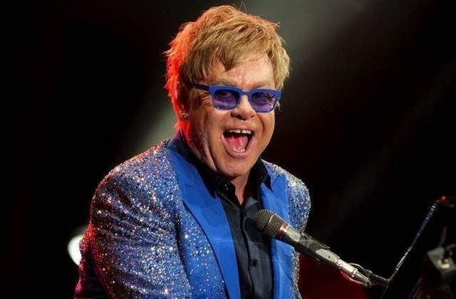 Elton John sustine apelul initiat de George Clooney la boicotarea hotelurilor de lux ale sultanului din Brunei