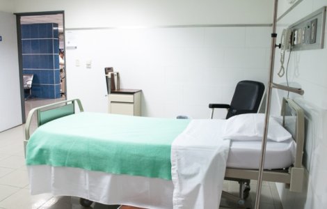 Primesti 16.500 de euro de la NASA, daca stai 60 de zile in pat