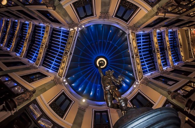 Cum a fost readus la viata acest oras din Spania, vechi de aproape 1000 de ani, cu ajutorul luminii