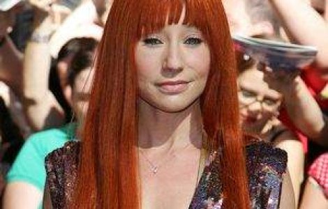 Noul albumul al cantaretei Tori Amos, disponibil in Romania din aprilie