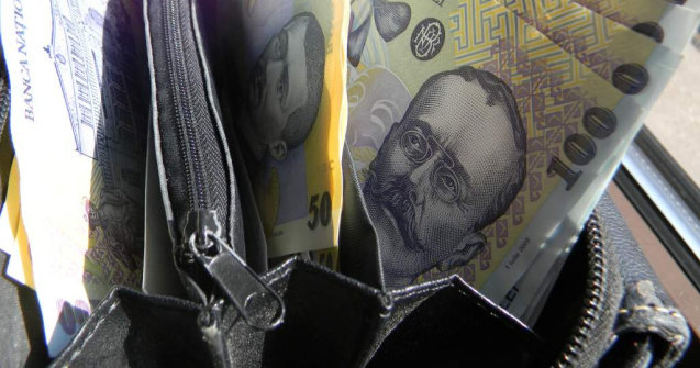  Top  Topul scumpirilor din ultimii 20 de ani. Preturile au crescut de 37.000 de ori