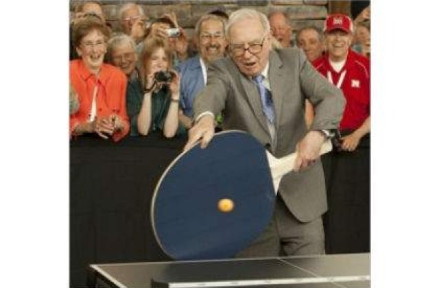 Miliardarul Warren Buffett sufera de cancer la prostata