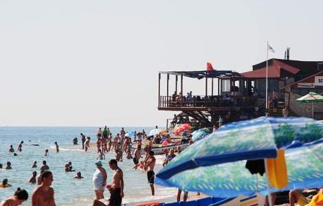 Peste 25.000 de romani vor merge la mare de 1 Mai