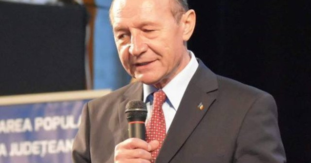 Traian Basescu: Augustin Lazar ar trebui sa isi dea demisia