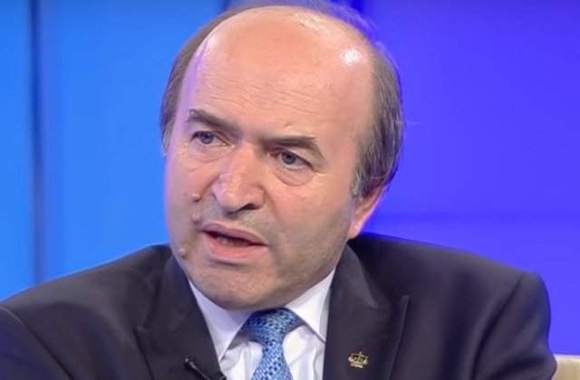 Toader, raspuns pentru Timmermans: Nimeni nu poate solicita inceperea sau oprirea unei anchete
