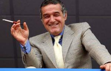 Gigi Becali reabiliteaza jucatorii pentru a avea ce vinde