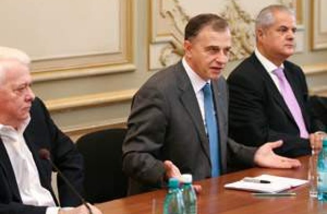 Geoana, Nastase, Iliescu, Hrebenciuc - noul grup strategic al PSD