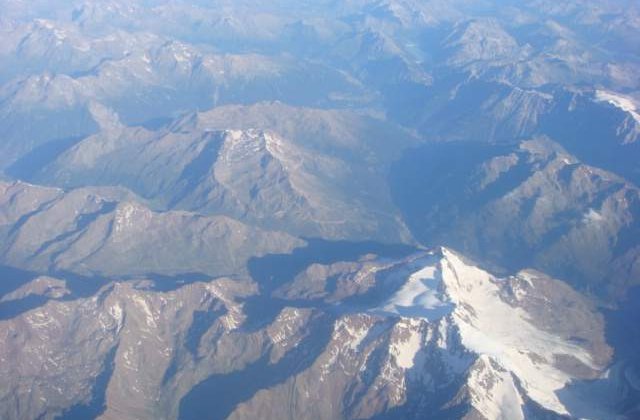 A zburat 100.000 de km cu un avion ecologic