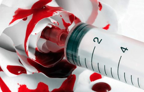 Criza a ajuns in vene: Tot mai multi europeni sunt nevoiti sa faca trafic de droguri