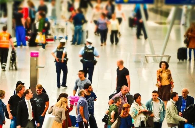 Jaf pe aeroport: Hotii au furat 1 milion de dolari in mai putin de trei minute