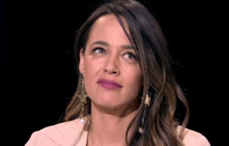 Raspunsul Andreei Raicu la intrebarea "Esti mandra ca premierul Romaniei este o femeie?"