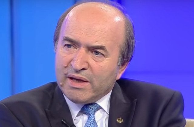 Toader: La cate interese are in justitie, mai nou ma critica si un anume Severin!