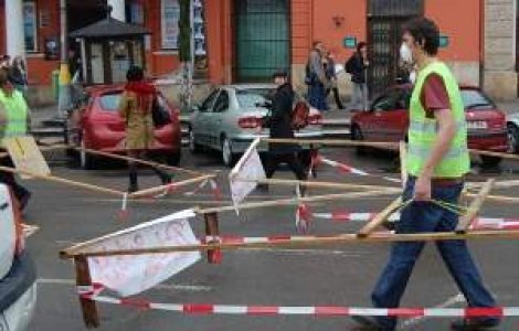 Protest inedit la Cluj: 'Cruciada vehiculelor cu autotalpa'