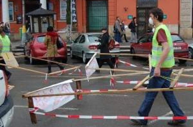 Protest inedit la Cluj: 'Cruciada vehiculelor cu autotalpa'