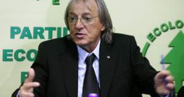 Mihai Constantinescu: 'Am nevoie de ajutor sa raman in muzica!'