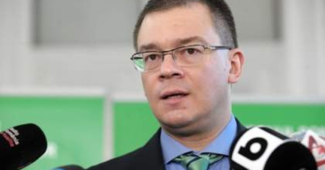 Increderea romanilor in politicieni: Ungureanu la egalitate cu Ponta