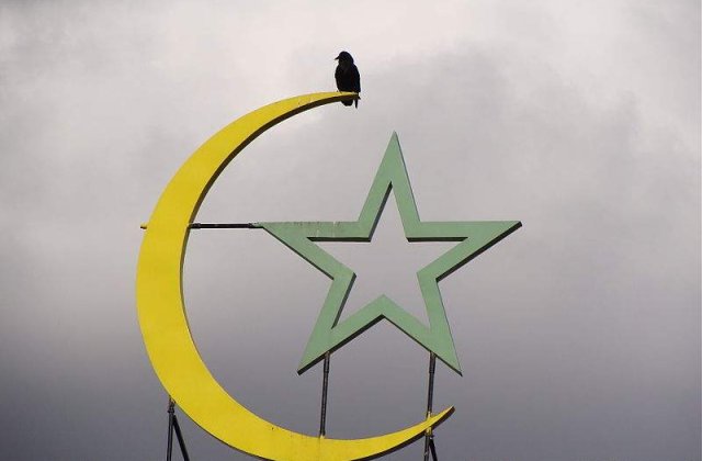 Musulmanii din Franta se mobilizeaza impotriva lui Sarkozy