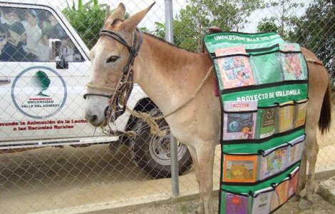 Biblio-magarii promoveaza lectura in Venezuela