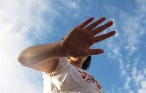 Psihologul virtual: Terapie online gratuita pentru persoanele timide