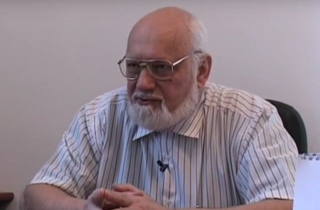 Gelu Voican Voiculescu, despre Lazar: Acest om compromis moral si profesional are indrazneala sa apara public si sa vorbeasca de Revolutie