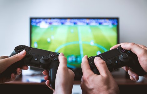 Casti de gaming care vor aduce orice joc la realitate