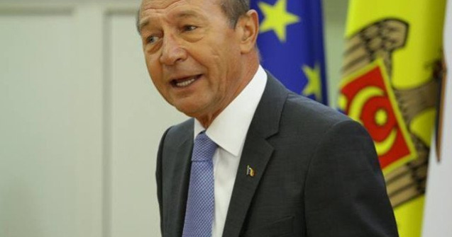 Basescu: Dragnea este un cancer care trebuie indepartat urgent din corpul structurii de putere politica a tarii