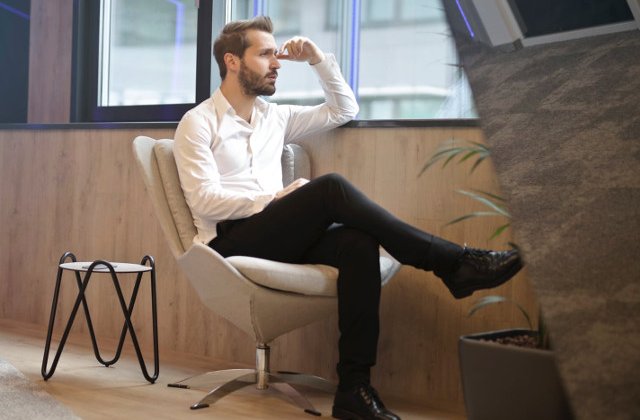 Studiu: Stimularea undelor cerebrale ar putea ajuta la pastrarea unui anumit tip de memorie