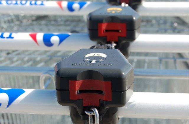 SOC! Carrefour ar putea iesi de pe piata din Romania