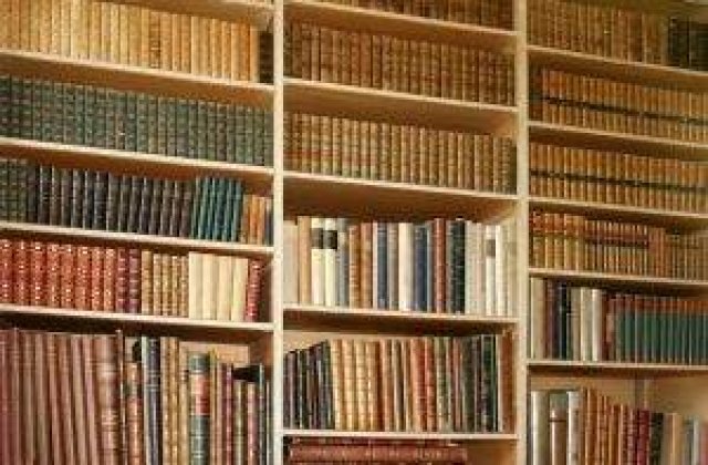 Mai multa literatura universala pentru elevii romani