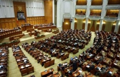 Traseismul politic: 20% dintre parlamentari si-au tradat partidul in actuala legislatura