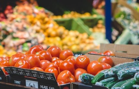 "Operatiunea Demetra": Peste 80 de tone de fructe si legume, distruse