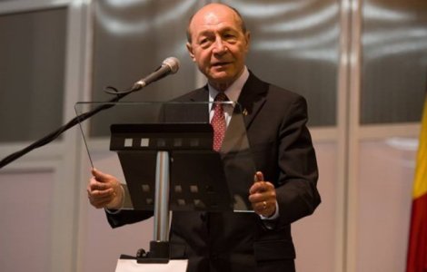 Basescu: Augustin Lazar ar trebui sa demisioneze. Nu are rost sa continue o batalie pe care o pierde