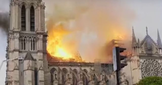Incendiu la Notre-Dame: Mesaje de solidaritate din intreaga lume/ FOTO/ VIDEO