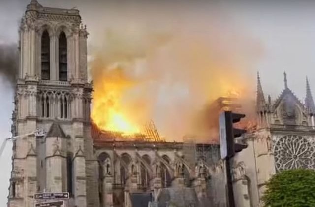 Incendiu la Notre-Dame: Mesaje de solidaritate din intreaga lume/ FOTO/ VIDEO