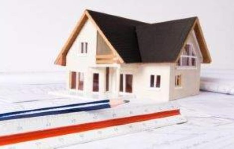 Constructorii romani isi fac banca in trei ani