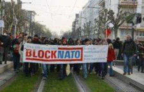 VIDEO: Violente anti-NATO la Strasbourg