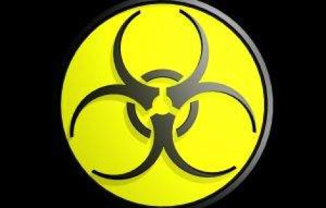 O autocisterna cu deseuri periculoase s-a rasturnat pe DN7