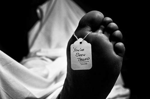 Necrofilia ar putea fi legala: Vaduvii ar putea face sex cu sotia decedata