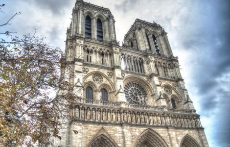 Patriarhia Romana, mesaj de solidaritate cu poporul francez: Dorim ca Notre-Dame sa fie restaurata cat mai curand