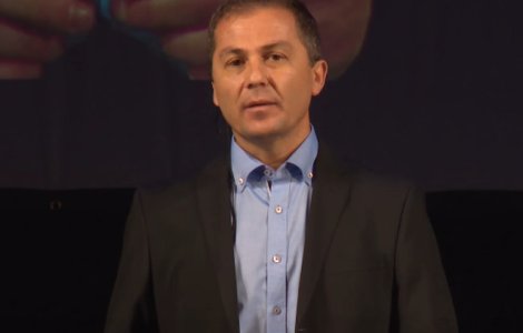 Daniel Morar anunta GDS ca renunta la premiul primit in 2011 din cauza ca i-a acordat premiul pentru 2018 lui Augustin Lazar