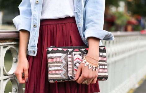  Top  Cum transformi o tinuta banala intr-una scumpa? 10 trucuri simple pe care sa le incerci