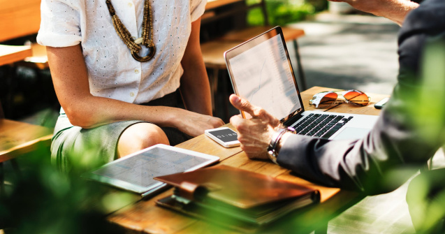 Principii de stil: cum te îmbraci la un interviu de angajare