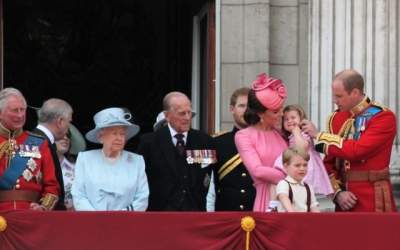 9 reguli bizare din Familia...