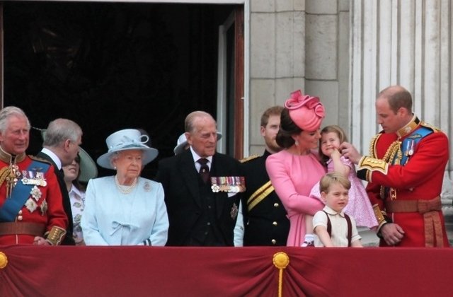 9 reguli bizare din Familia Regala. In ce masura sunt respectate?